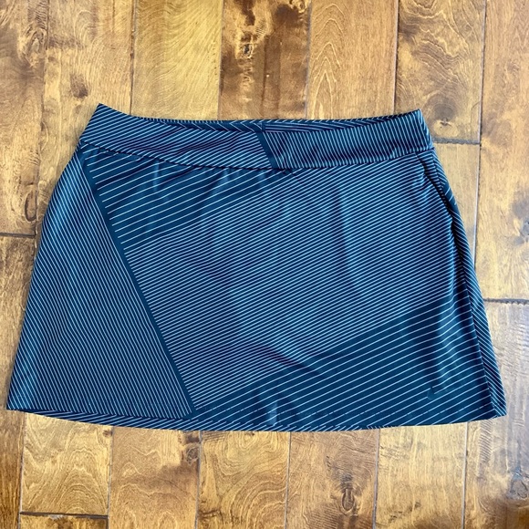 NWOT Nike DRI-FIT Skort w/Attached Shorts, Sz XXL